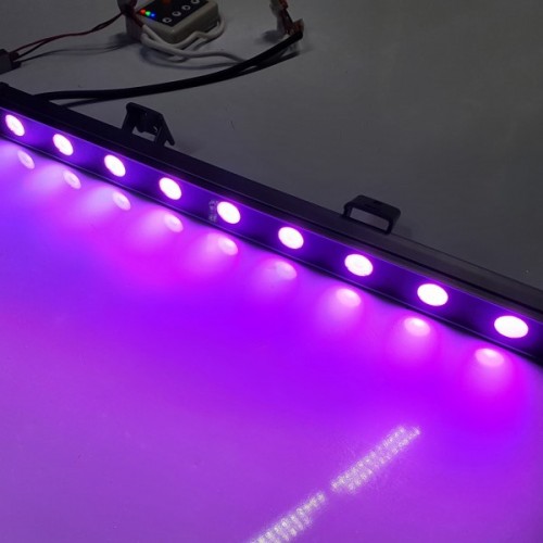 Светодиодный прожектор RGB линейный 9Вт 12Вольт 50см